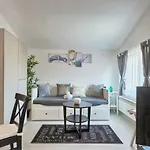 La * Pula