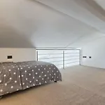 La *